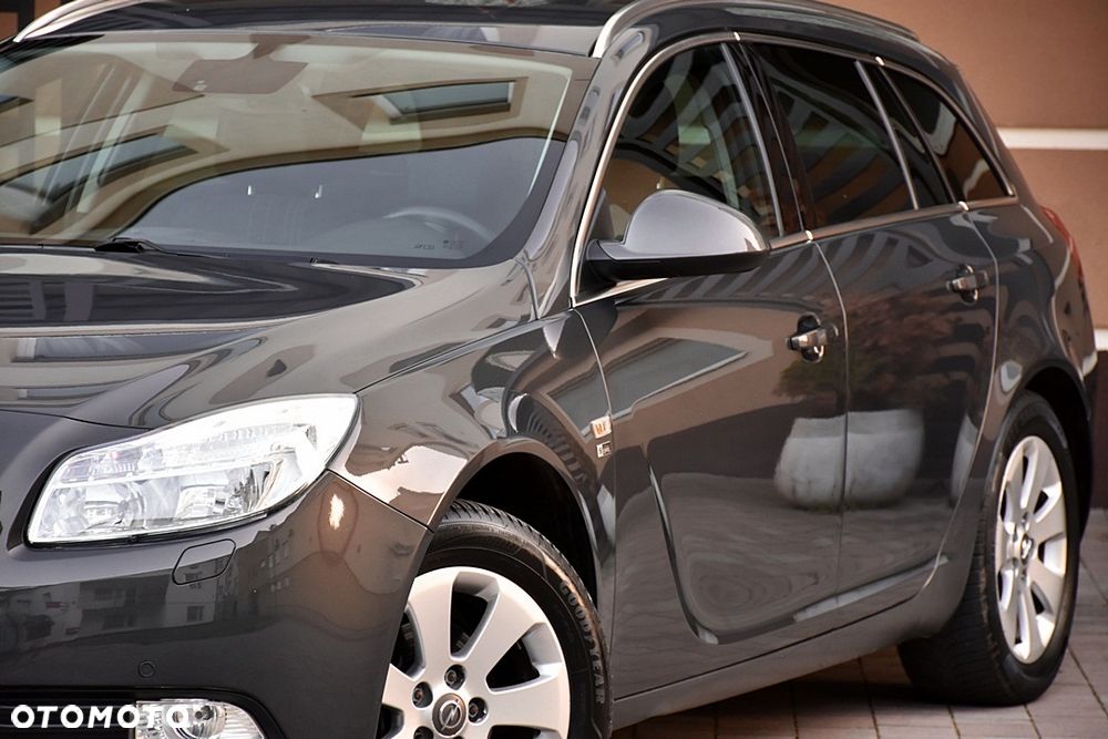 Opel Insignia 2.0 CDTI EcoFLEX Cosmo - 10