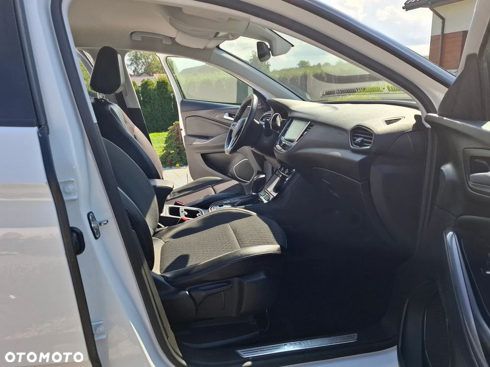 Opel Grandland X 1.2 Start/Stop Automatik Business INNOVATION - 25