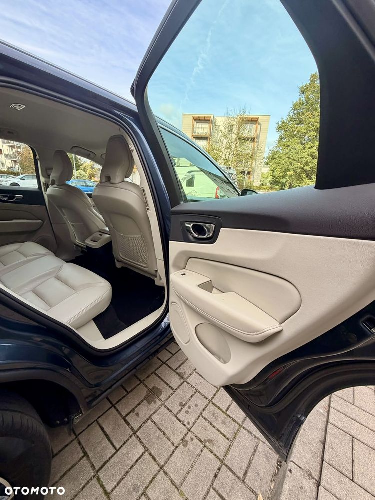 Volvo XC 60 T5 AWD Inscription - 22