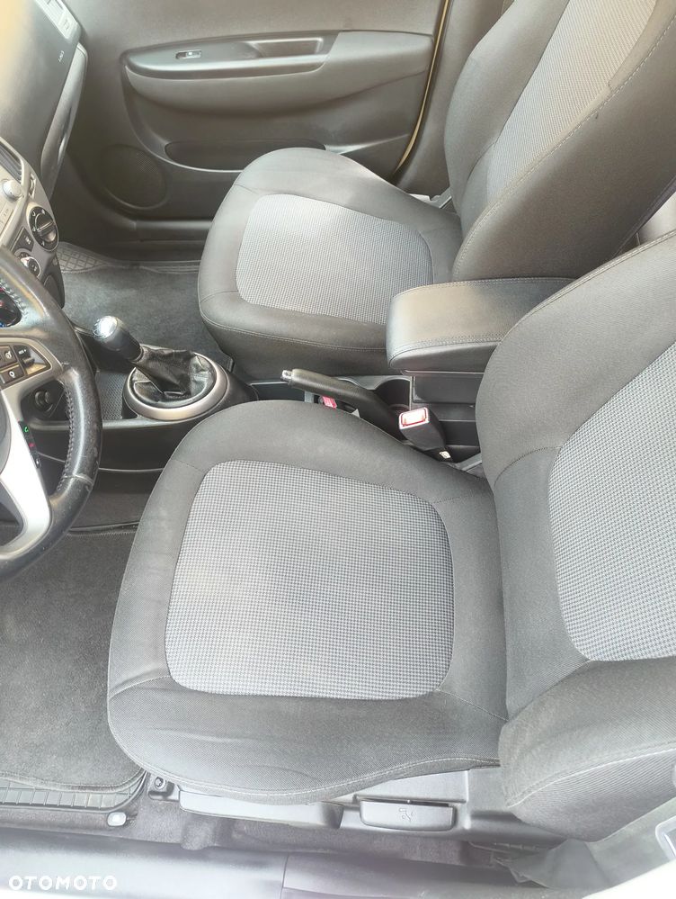 Hyundai i20 1.25 Classic + - 10