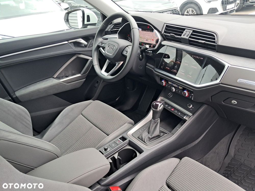 Audi Q3 - 32