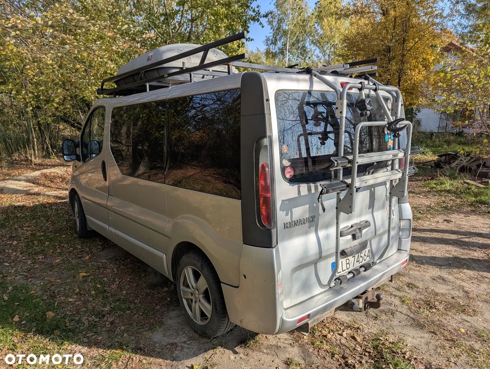 Renault Trafic 1.9 dCi Passenger Authentique - 26