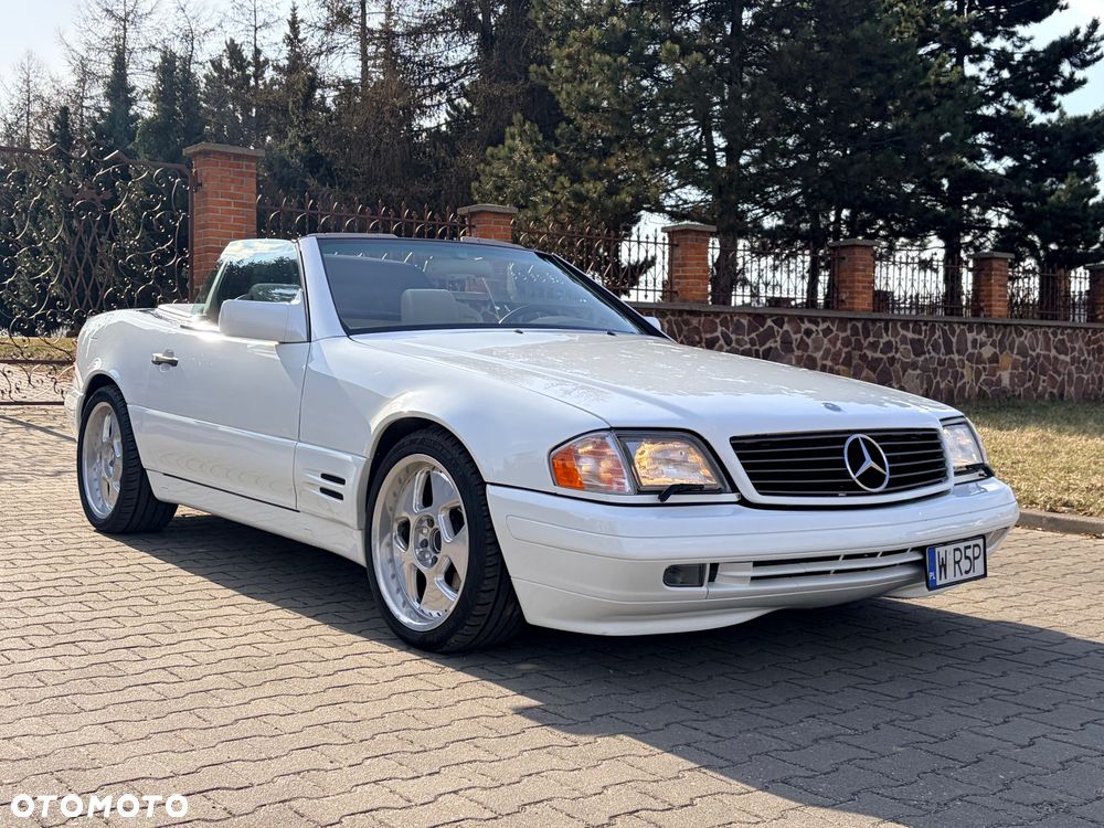 Mercedes-Benz SL - 1