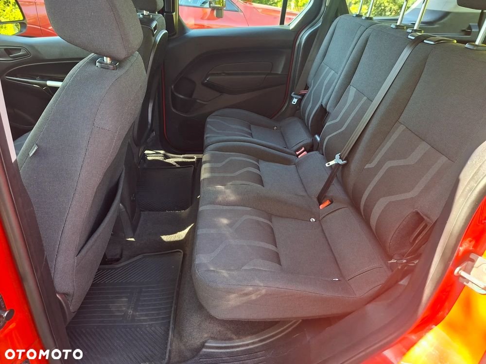 Ford Tourneo Connect 1.5 TDCi Start-Stop Titanium - 10