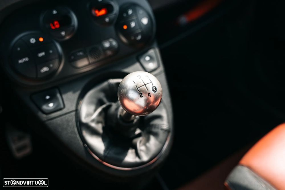 Abarth 595 1.4 T-Jet Competizione — fotografia 32