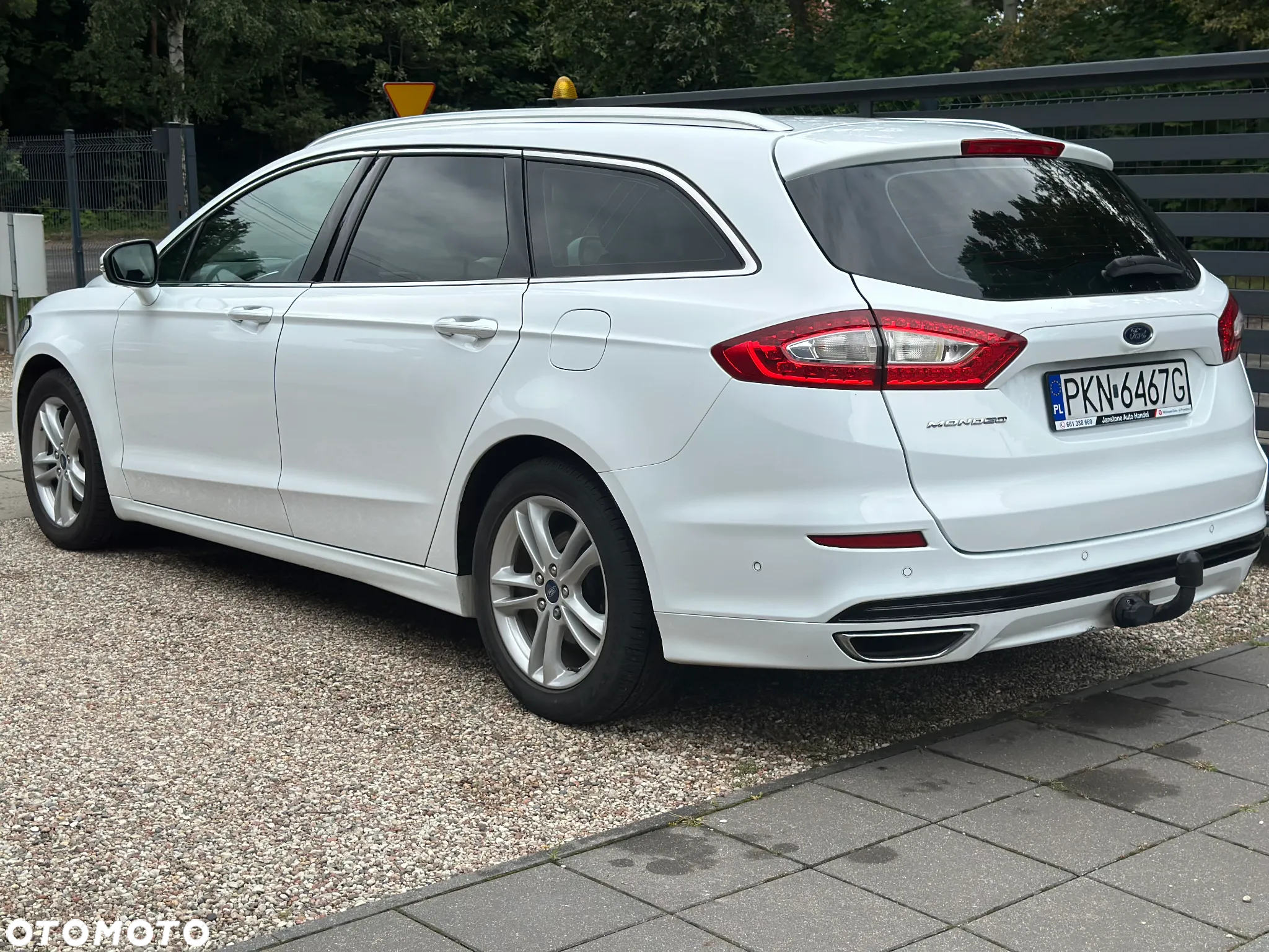 Ford Mondeo 2.0 TDCi Titanium PowerShift - 4