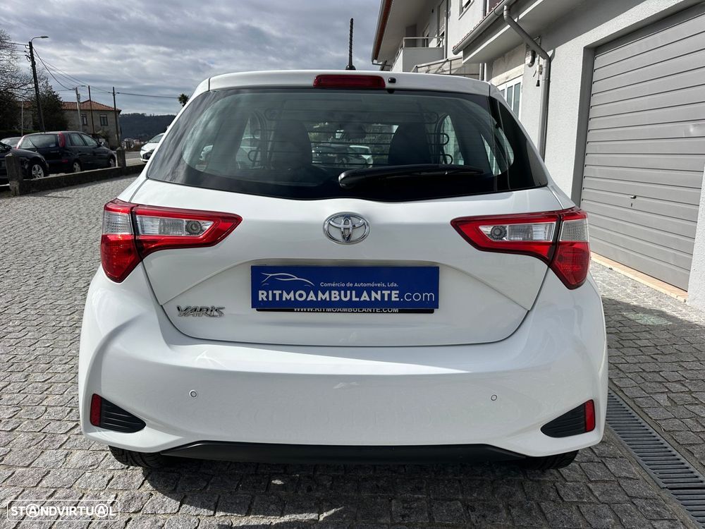 Toyota Yaris 1.4 D-4D AC - 2