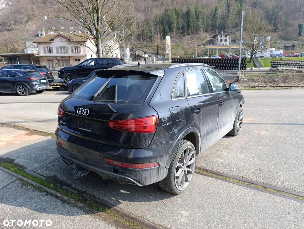 Audi RS Q3 2.5 TFSI quattro S tronic performance - 2
