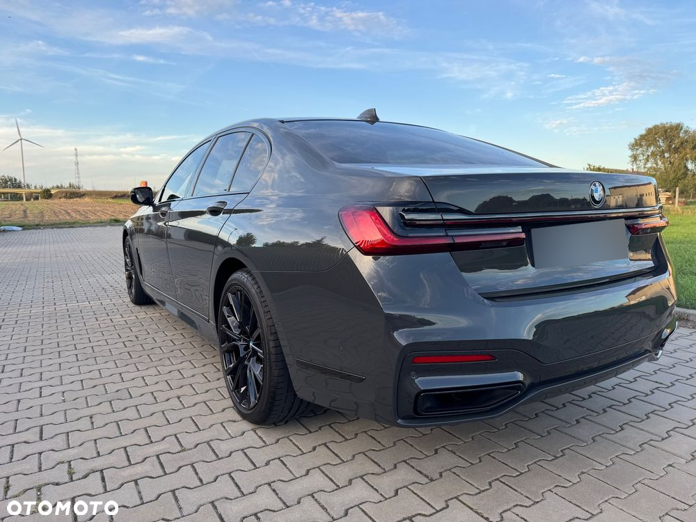 BMW Seria 7 750d xDrive - 3