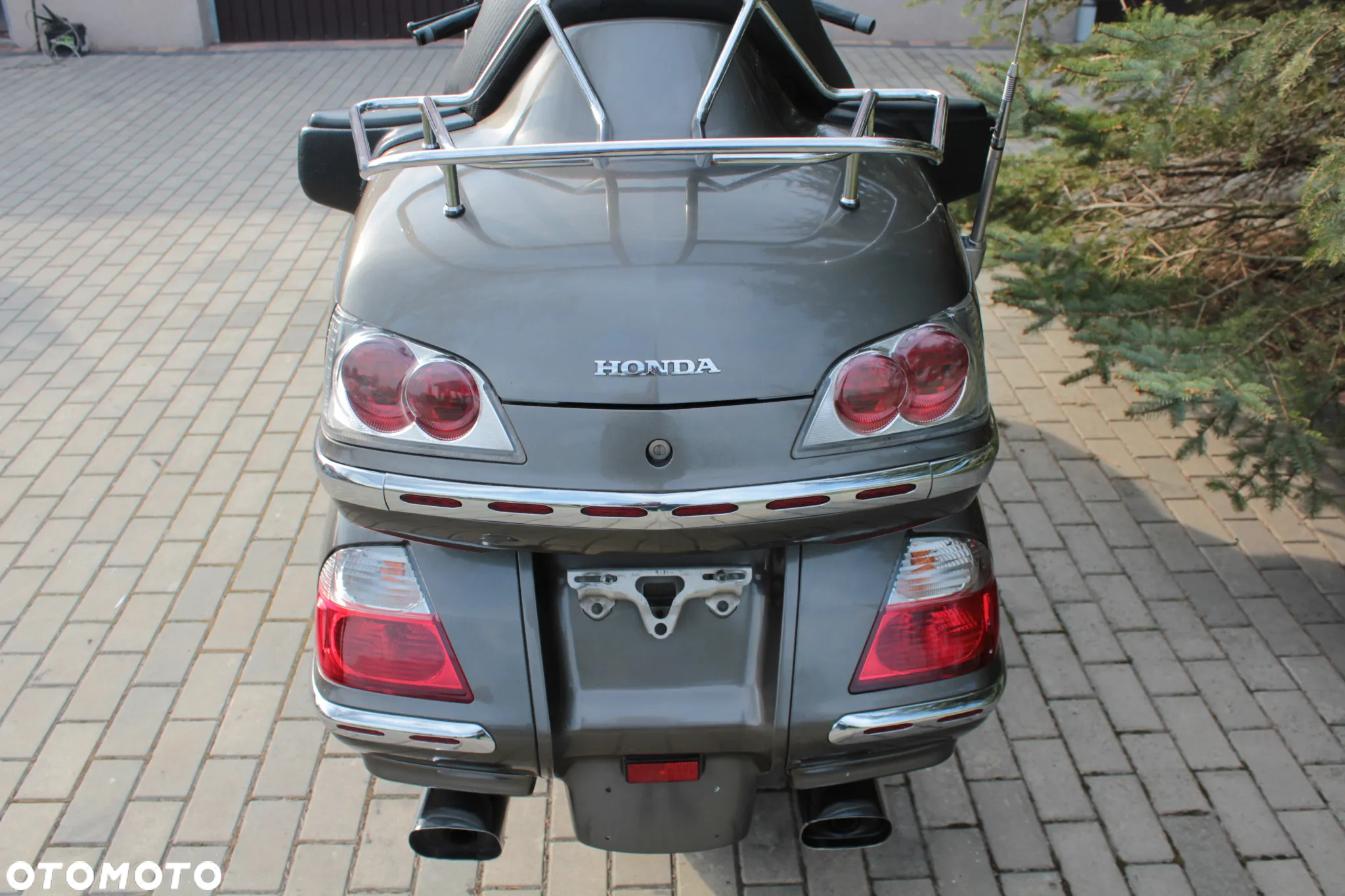 Honda GL - 6