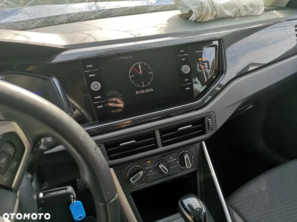 Volkswagen Polo 1.0 TSI Life DSG - 13