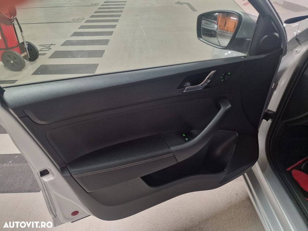 Skoda RAPID 1.2 TSI Ambition - 9