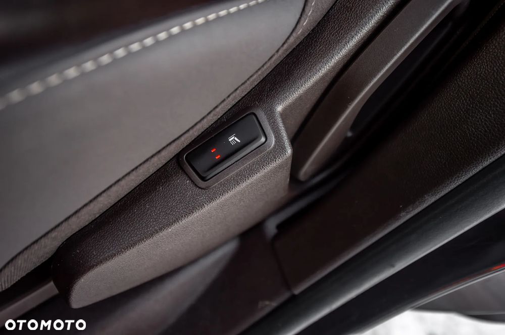 Renault Espace Energy TCe 200 EDC Initiale Paris - 25