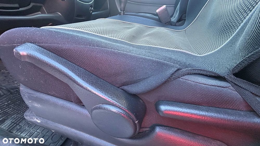 Daihatsu Trevis 1.0 - 32