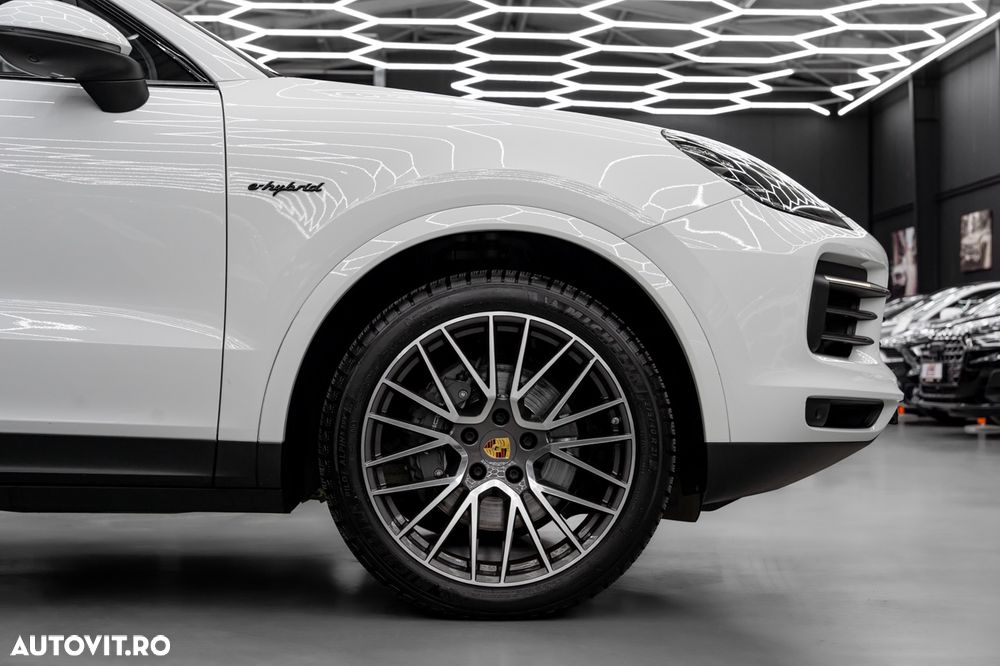 Porsche Cayenne Coupe E-Hybrid Tiptronic S - 8