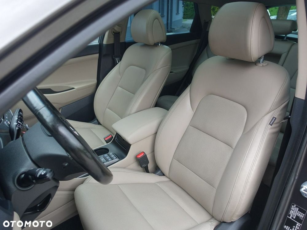 Hyundai Tucson 1.6 T-GDi Premium 4WD DCT - 11