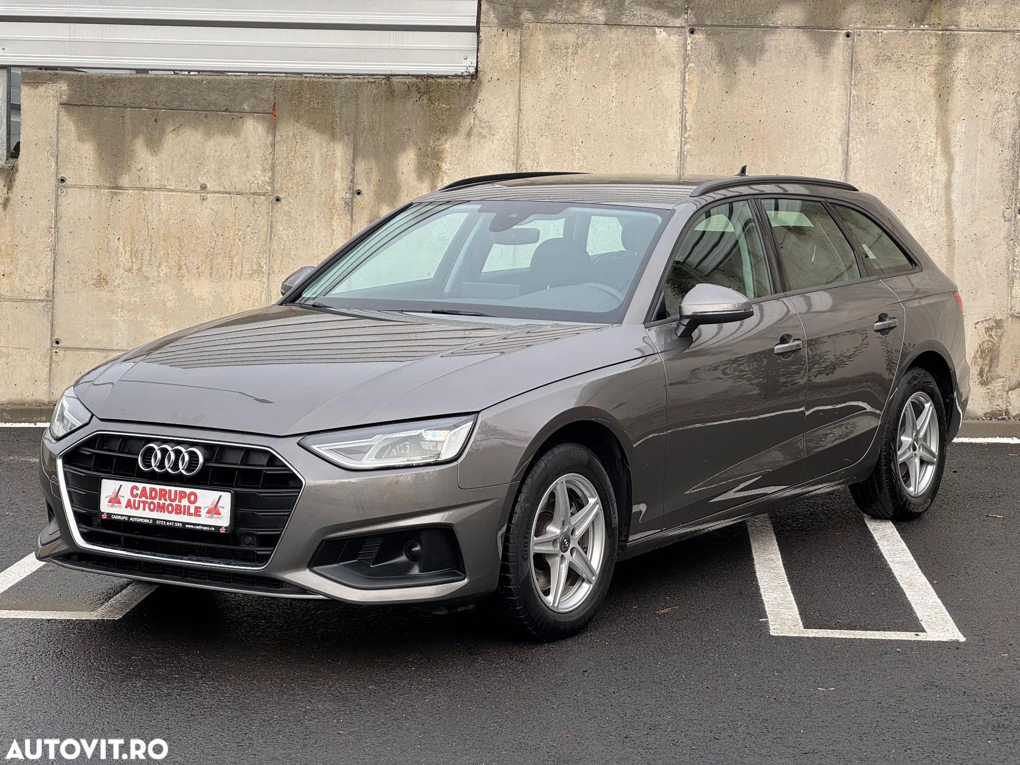 Audi A4 Avant 30 TDI S tronic - 2