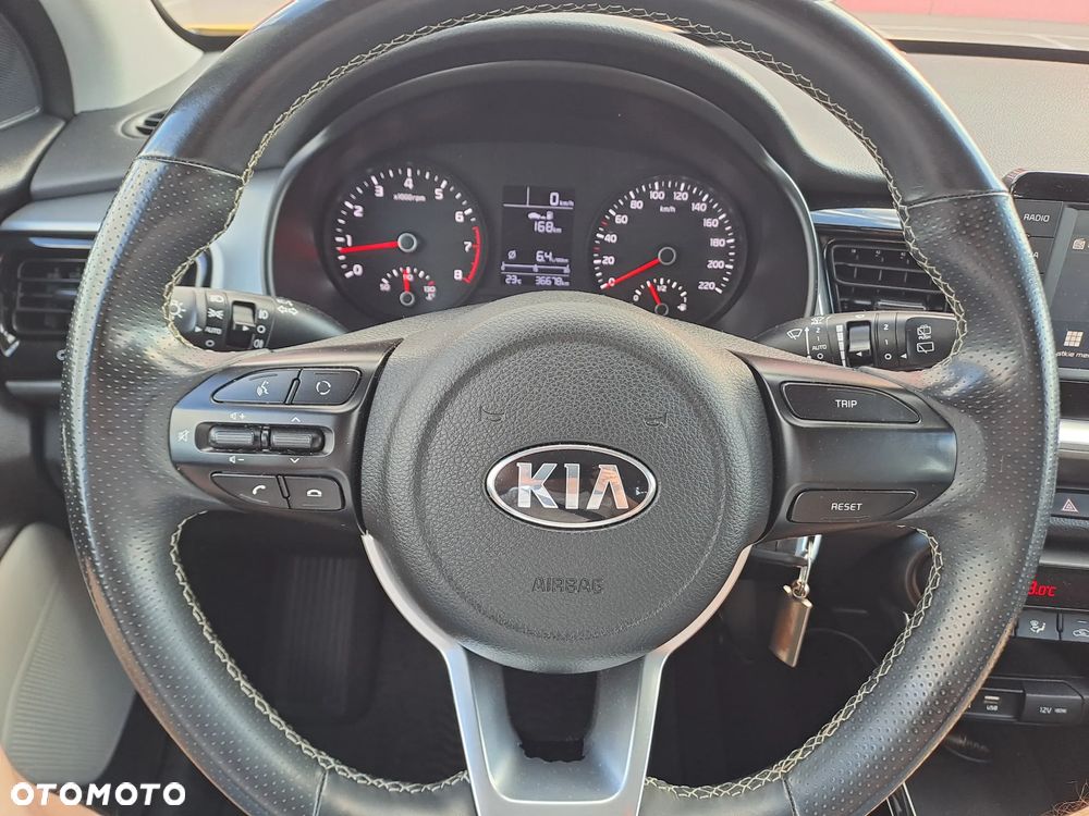 Kia Stonic 1.4 L - 12