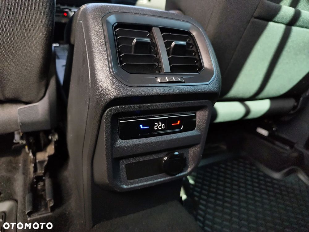 Volkswagen Tiguan 2.0 TDI SCR Elegance DSG - 12