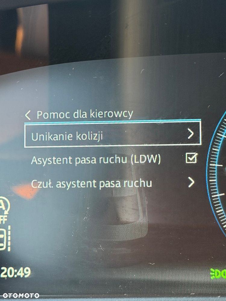 Jaguar XE 2.0 D Portfolio - 20