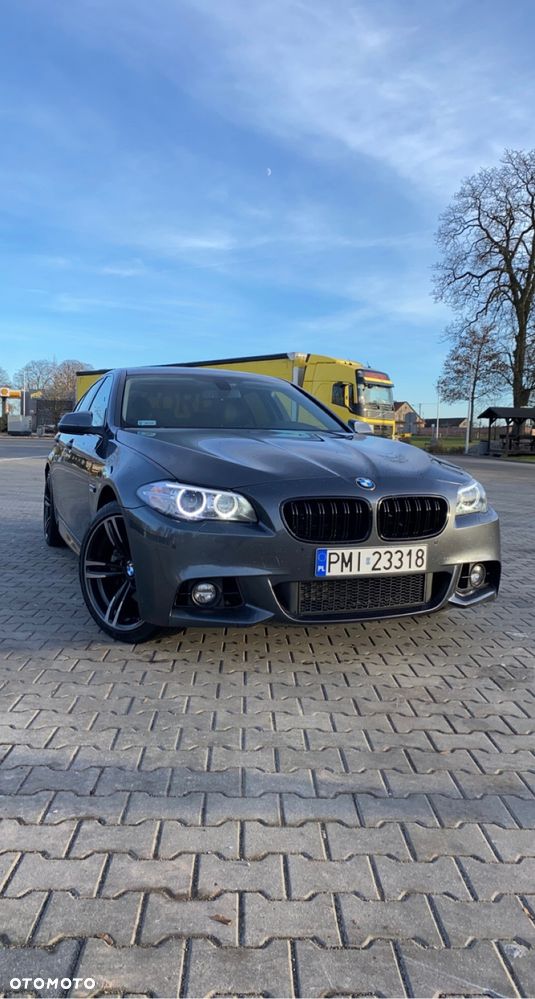 BMW Seria 5 528i xDrive - 2