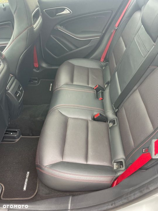 Mercedes-Benz GLA AMG 45 4-Matic - 9
