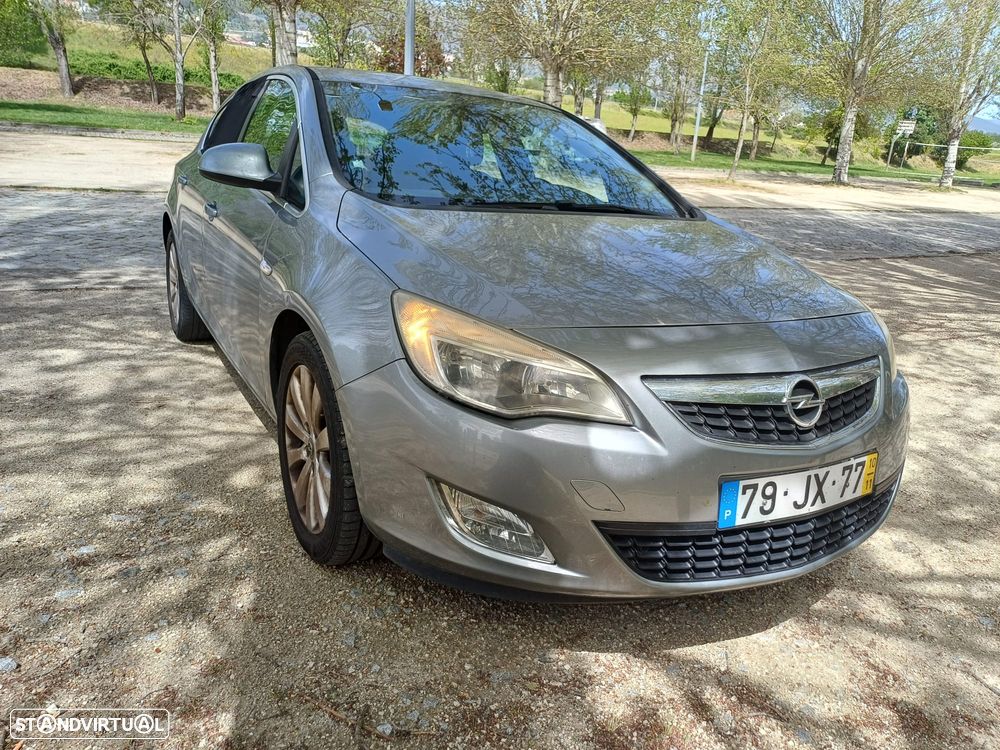 Opel Astra 1.7 CDTI Cosmo - 5