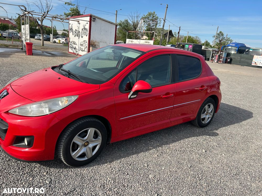 Peugeot 207 - 14