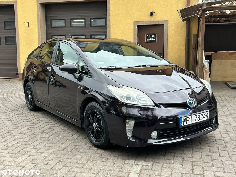 Toyota Prius 1.8 HSD Prestige - 1