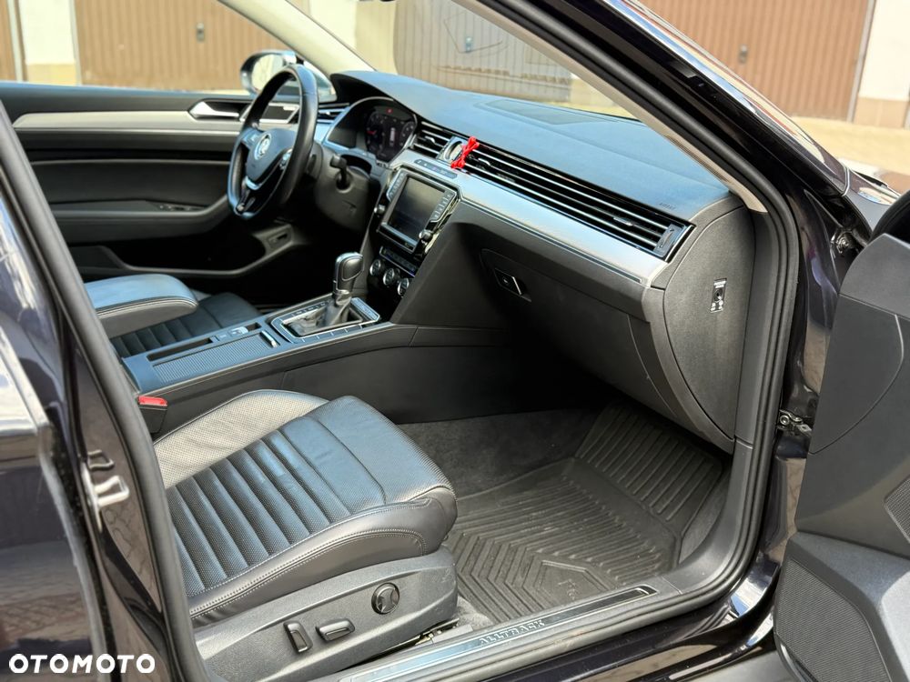 Volkswagen Passat Alltrack 2.0 TDI Bi-Turbo SCR 4Mot DSG - 36