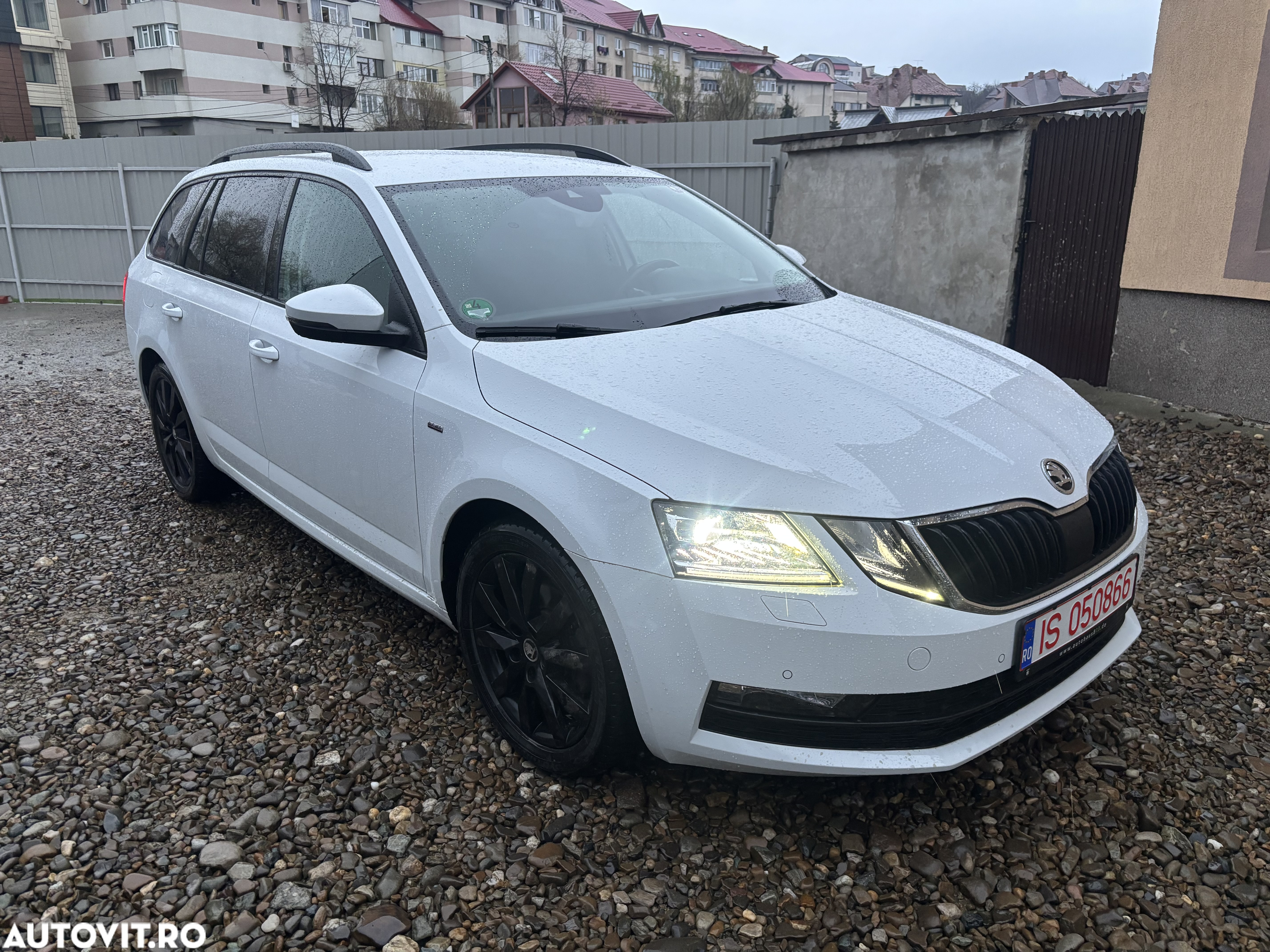 Skoda Octavia 2.0 TDI DSG Clever - 7