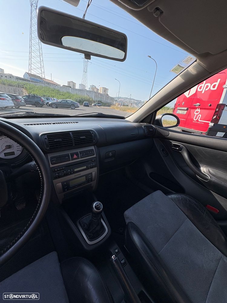 SEAT Leon 1.9 TDI FR - 9