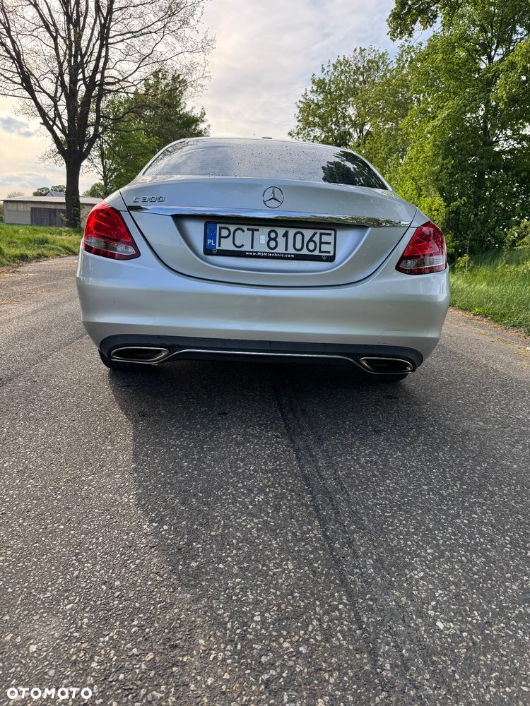 Mercedes-Benz Klasa C 300 7G-TRONIC Exclusive - 10
