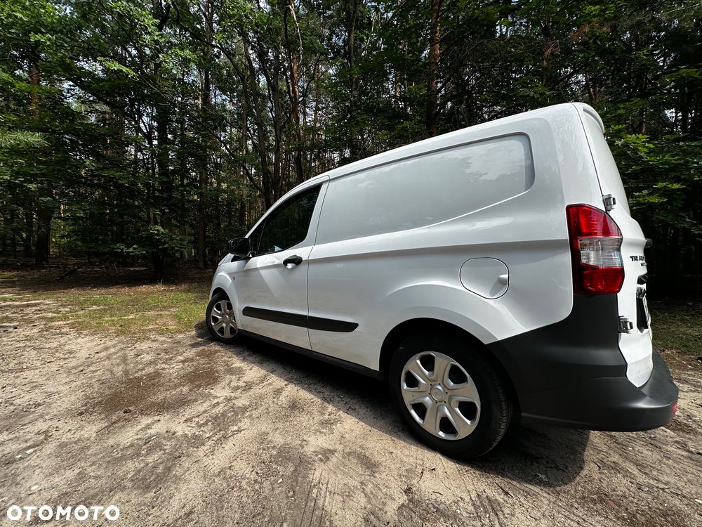 Ford Transit courier - 3