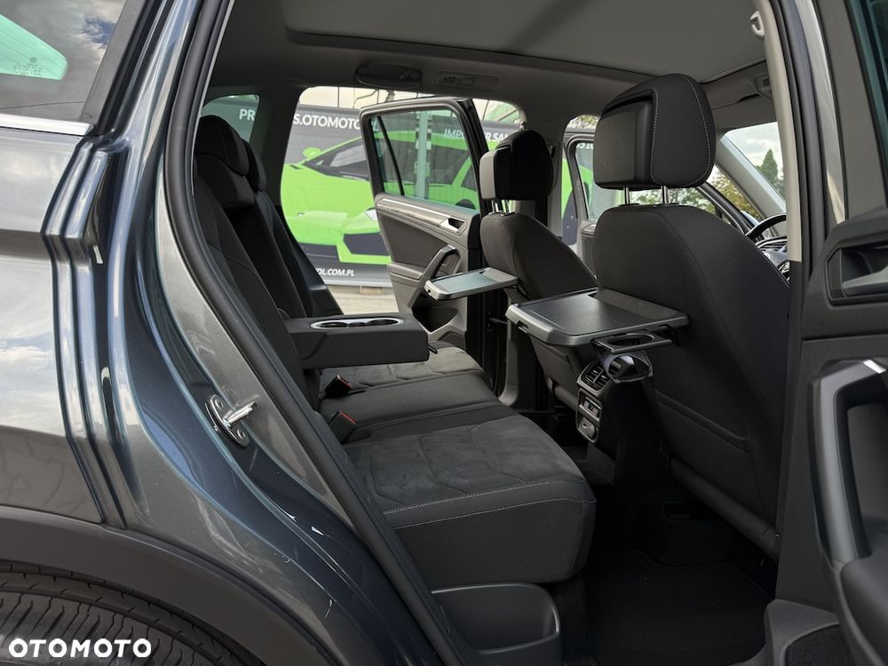 Volkswagen Tiguan - 33