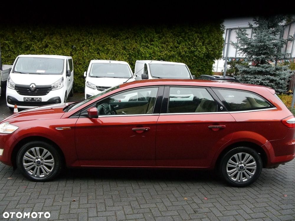 Ford Mondeo 2.0 FF Ghia - 10