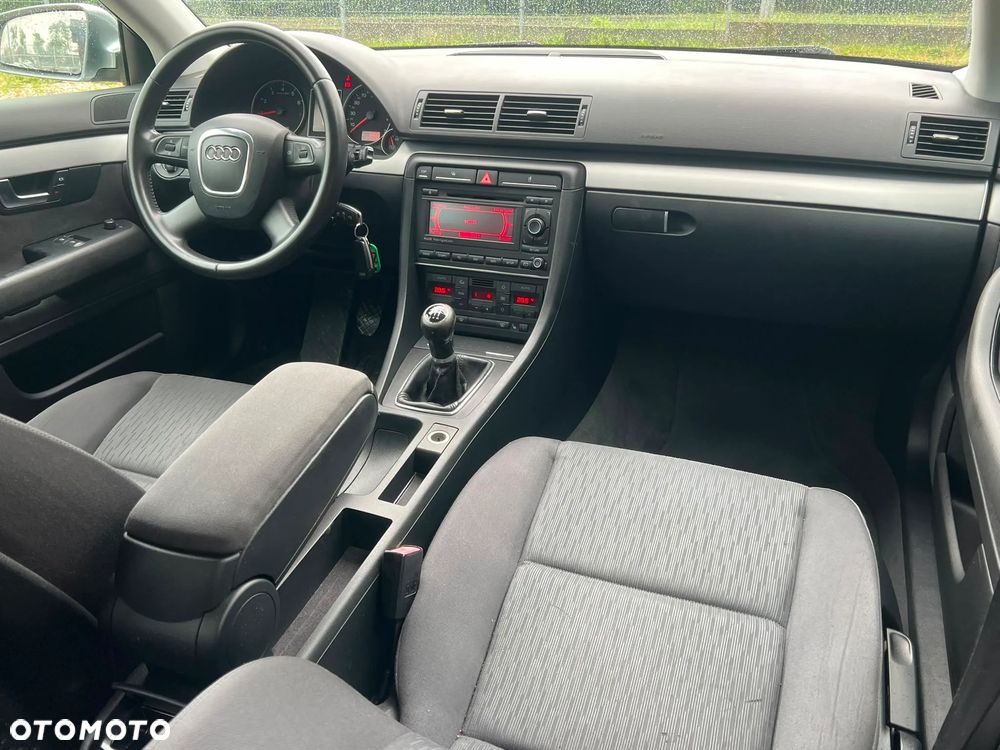 Audi A4 Avant - 5