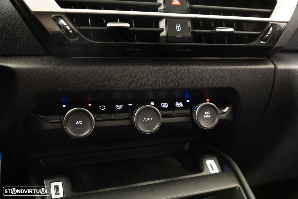 Citroën C4 1.2 PureTech Feel Pack EAT8 - 18
