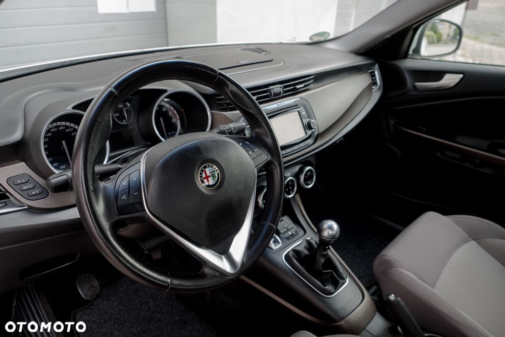 Alfa Romeo Giulietta 1.4 TB 16V Multiair Turismo - 14