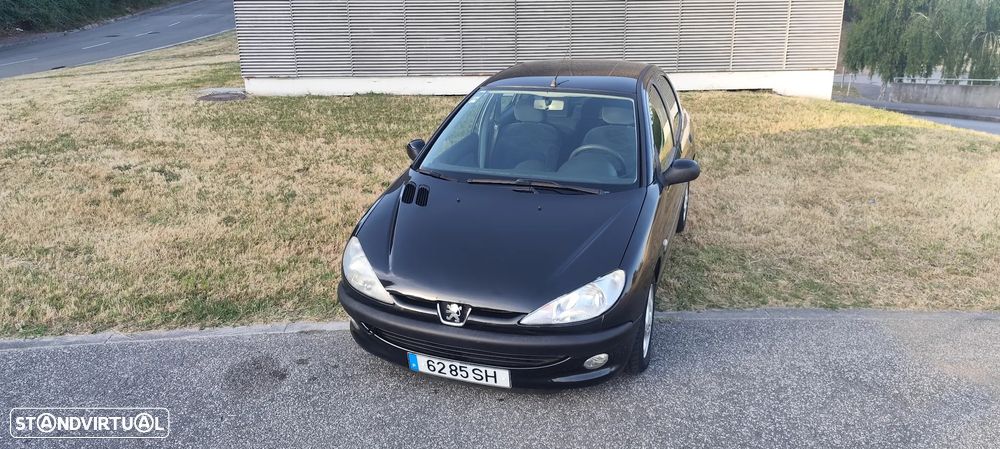 Peugeot 206 1.1 XR - 1