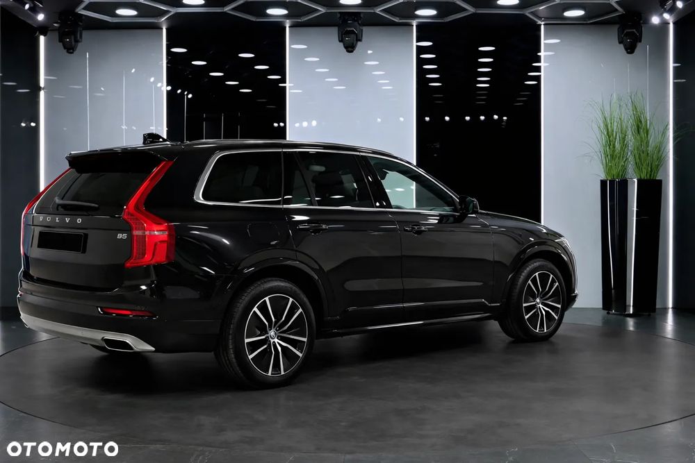 Volvo XC 90 B5 D AWD Momentum Pro - 6