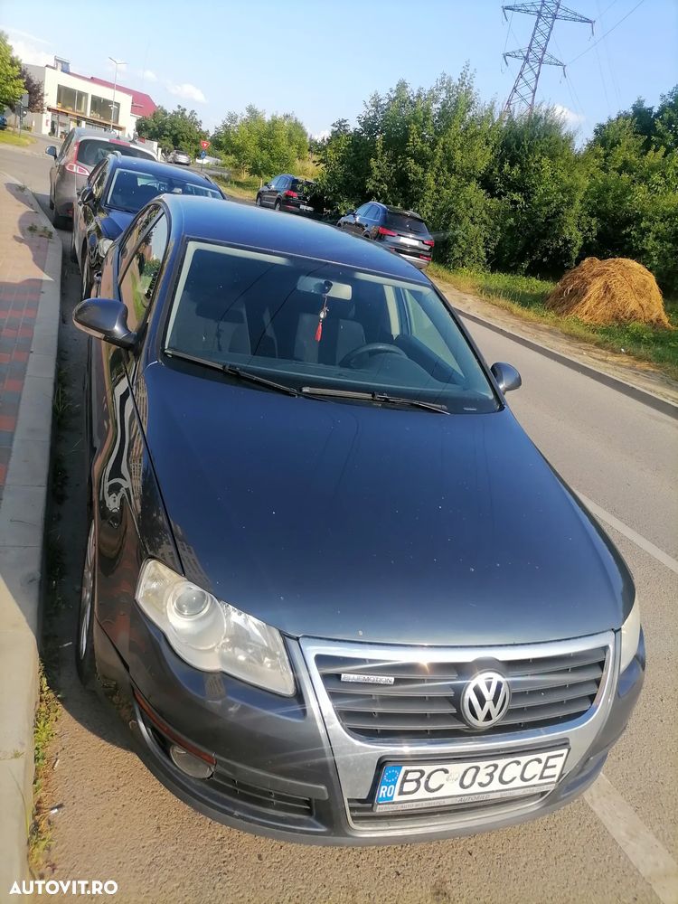 Volkswagen Passat 2.0TDI Trendline DPF Bluemotion Technology - 6