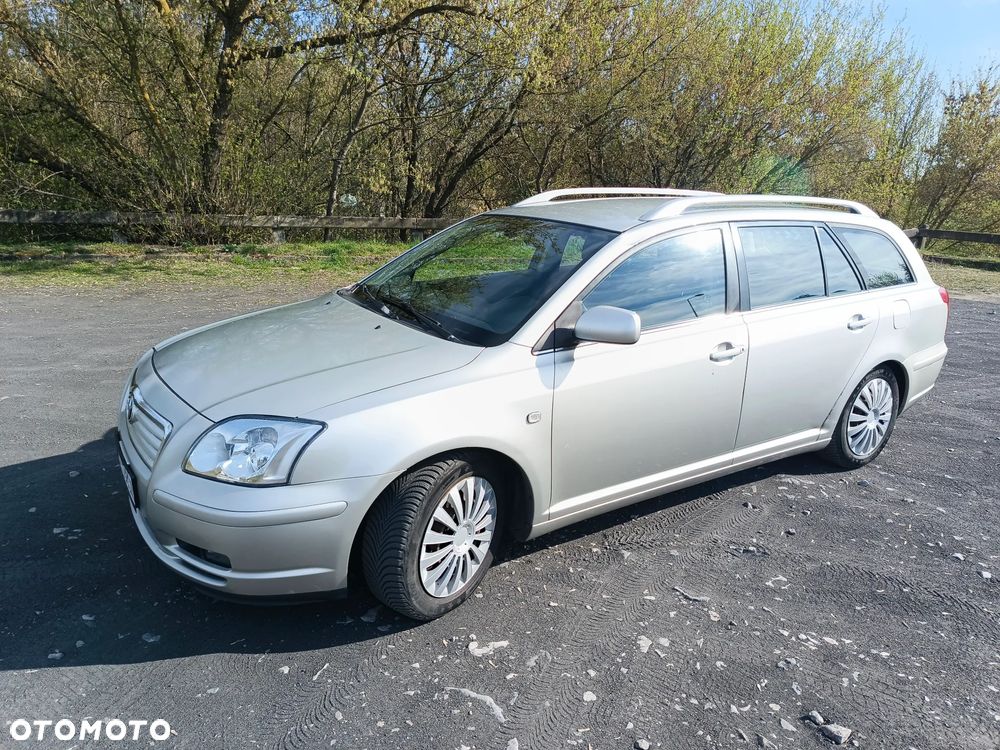 Toyota Avensis - 3