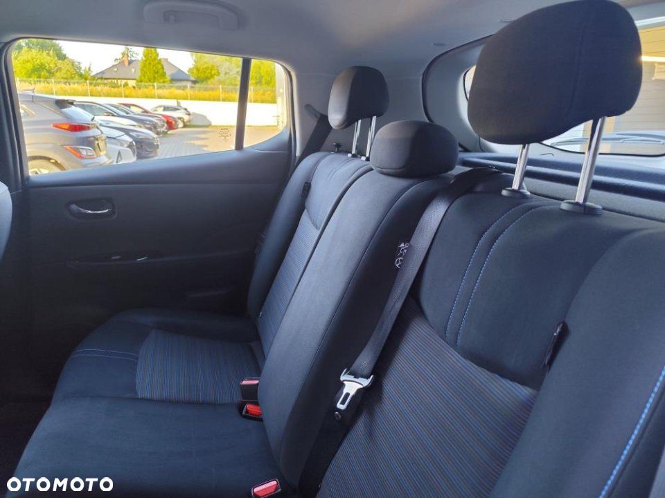 Nissan Leaf - 13