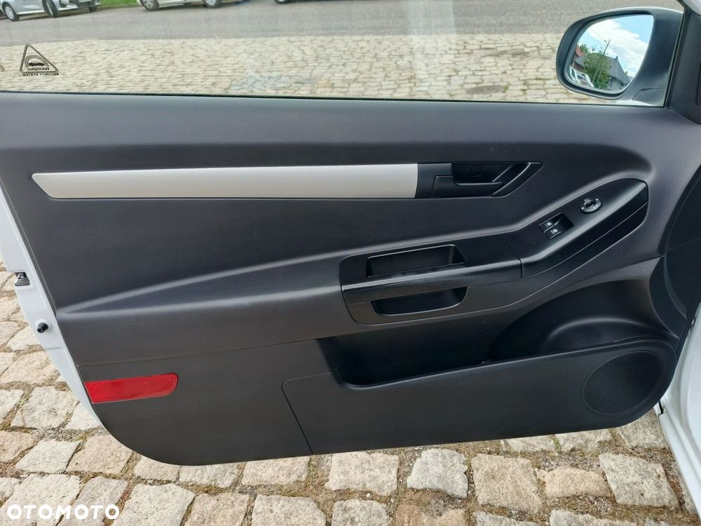 Kia ProCeed - 21