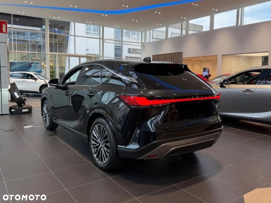 Lexus RX - 4