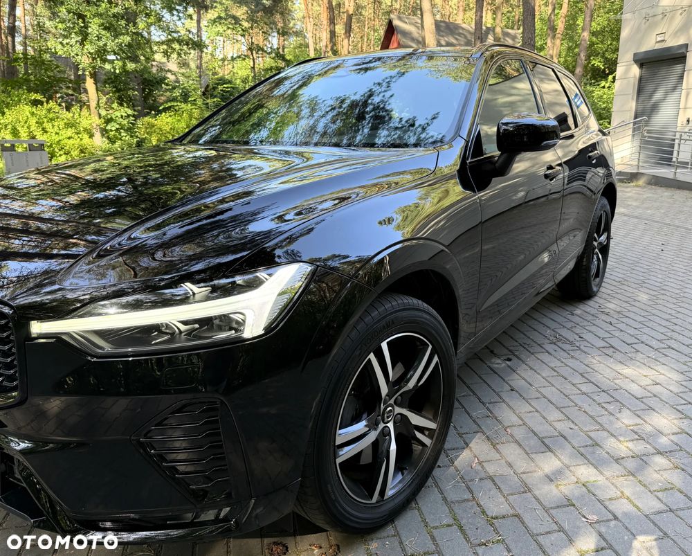 Volvo XC 60 B4 D AWD R-Design - 3