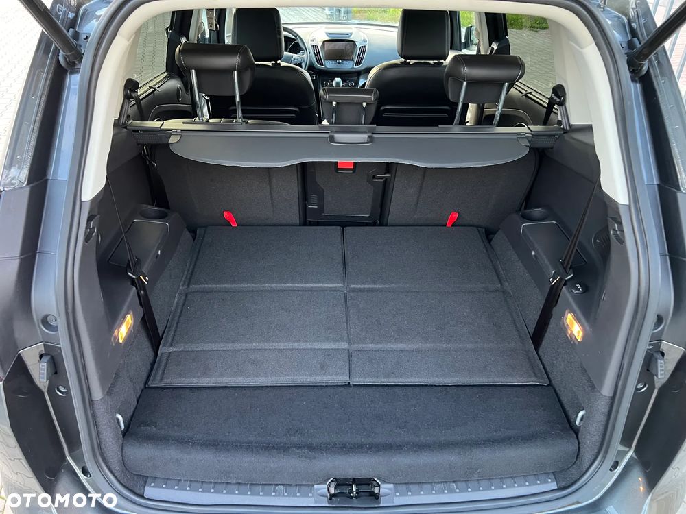 Ford Grand C-MAX - 17
