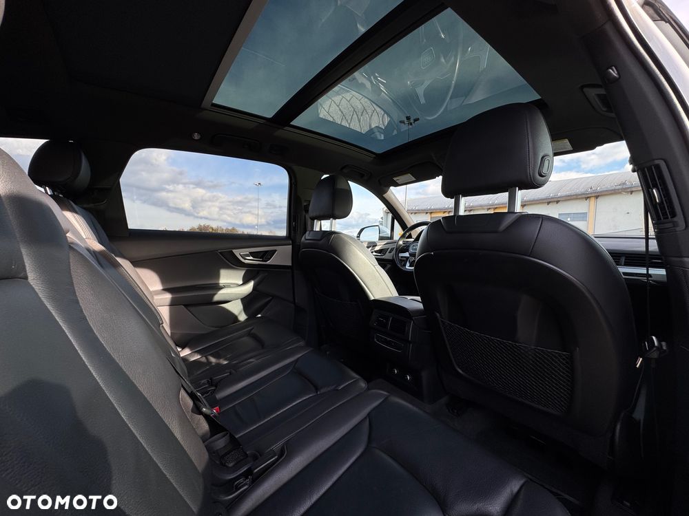 Audi Q7 3.0 TFSI Quattro Tiptronic - 37