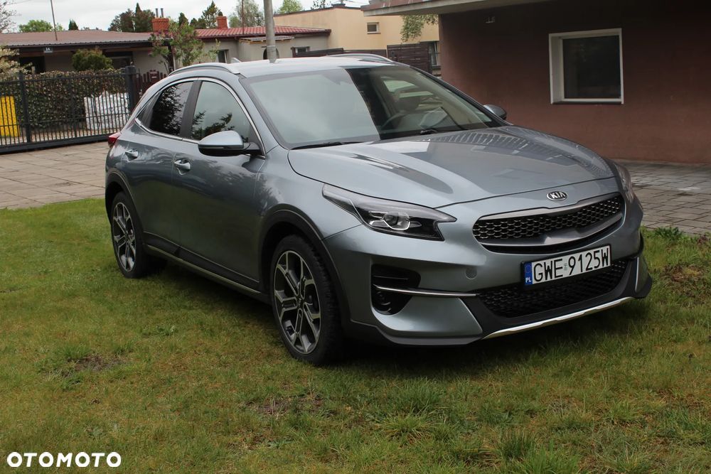 Kia XCeed 1.6 CRDi SCR L Business Line - 2